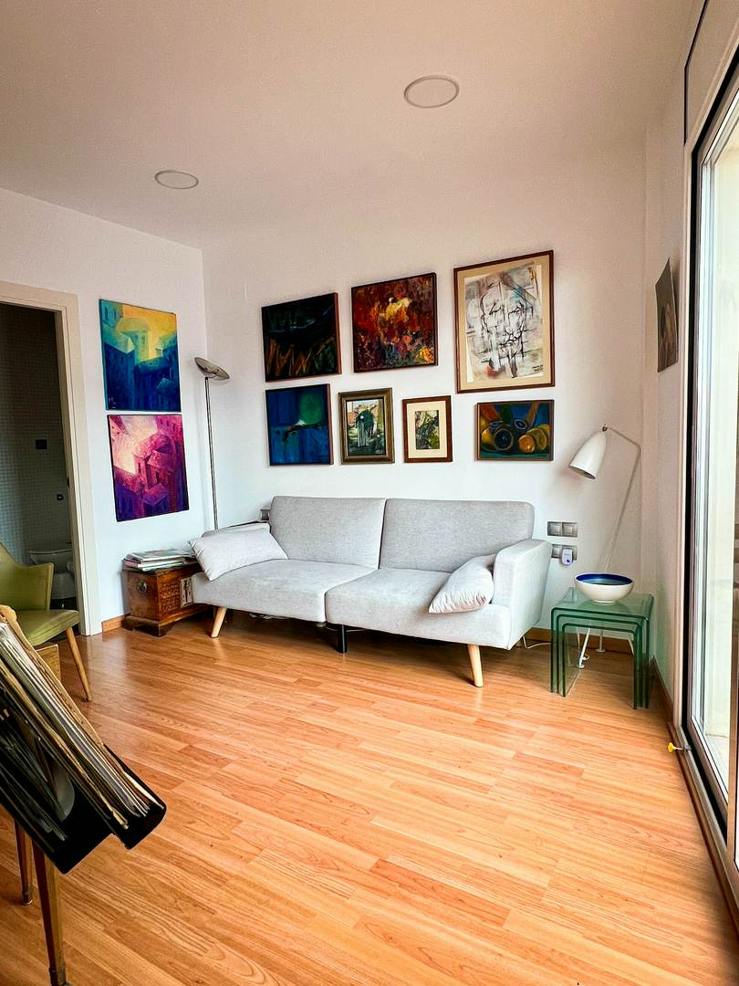 Alquila por horas Gran Terraza y Estilo Artístico en el Corazón de Barcelona
