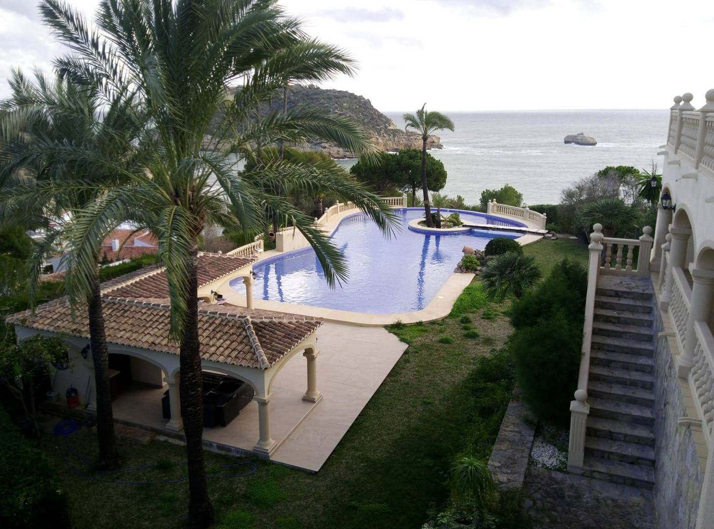 Alquila por horas Espacio idílico para eventos con vistas frente al mar