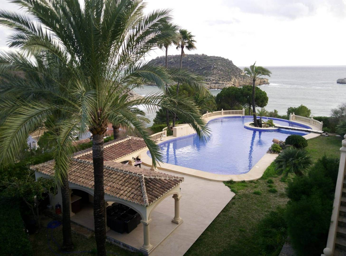 Alquila por horas Espacio idílico para eventos con vistas frente al mar
