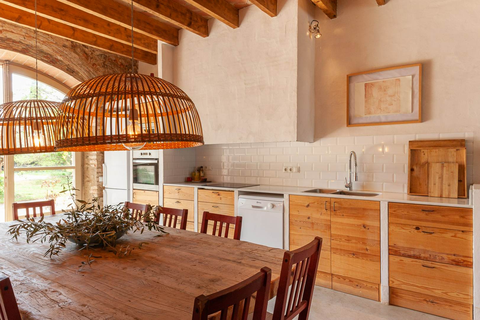 Alquila por horas Antigua Masía reformado con luz y espacio