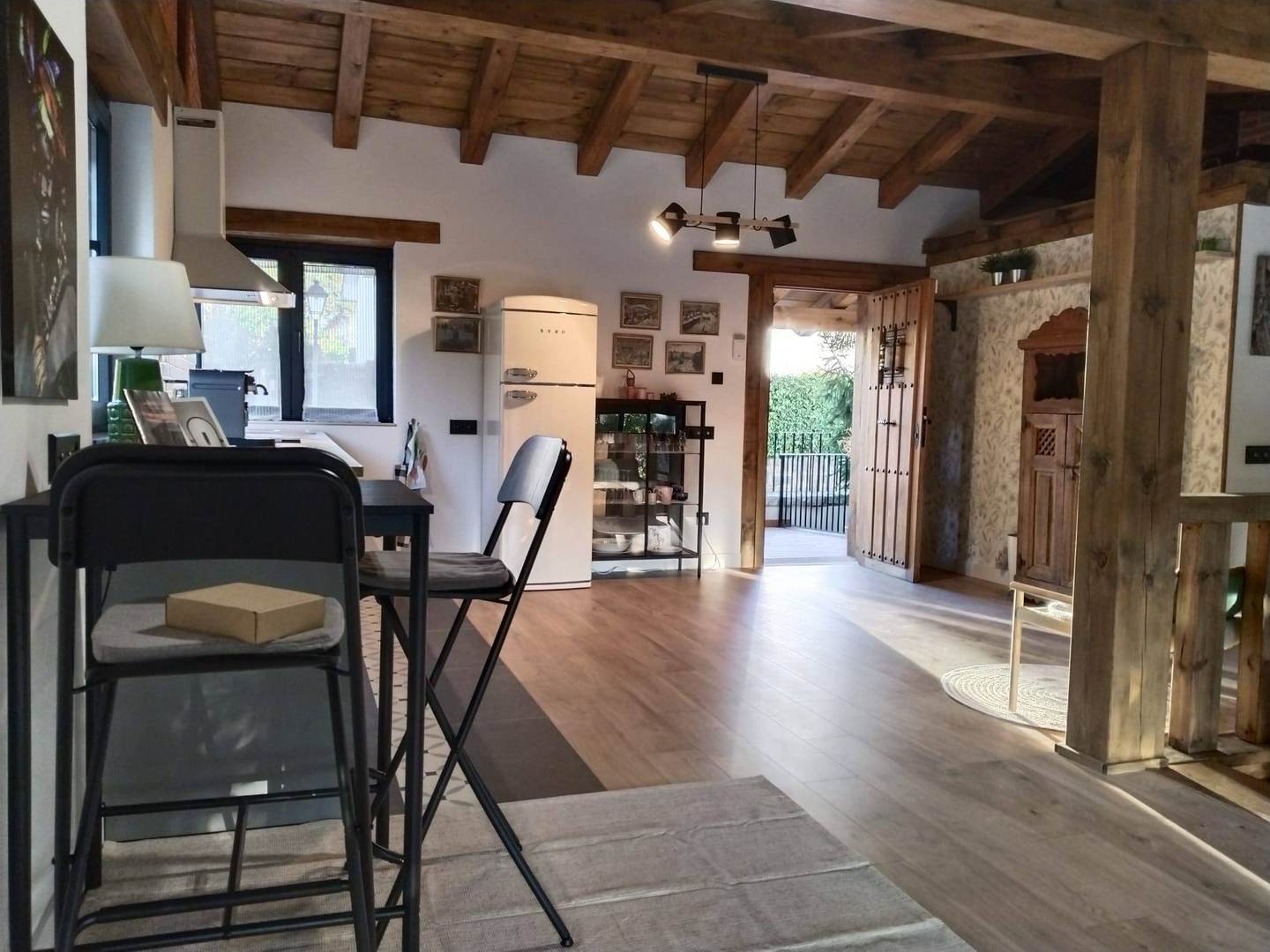 Alquila por horas Casa con estilo propio Rústico-Moderno en Segovia
