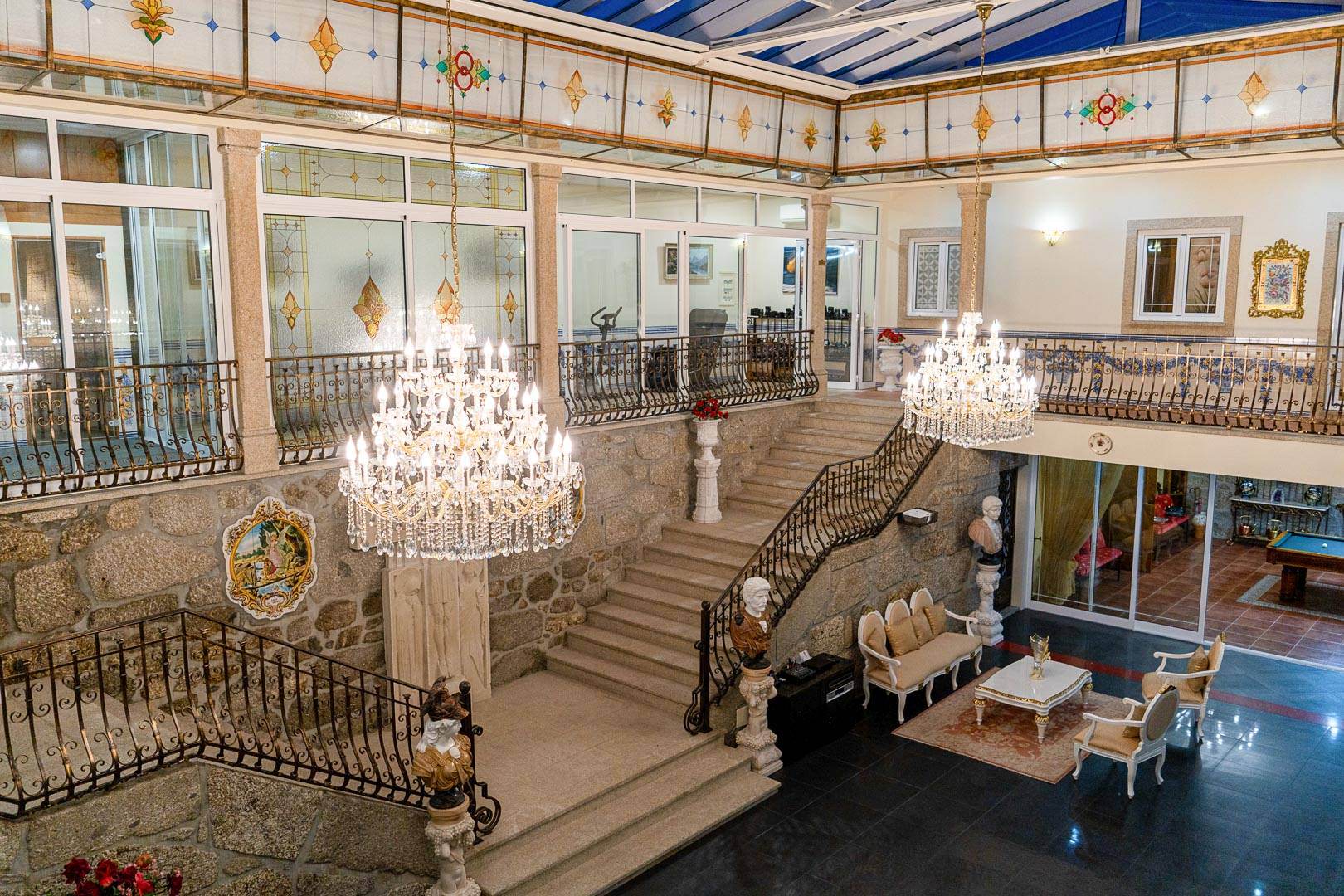 Alquila por horas Luxurious and Elegant Family House in a Quiet Place
