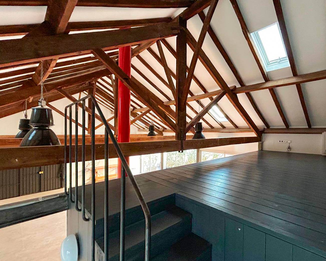 Alquila por horas Nave Loft Industrial Antigua Carpintería