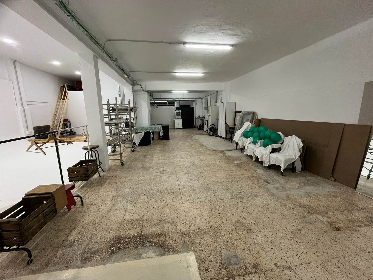 Alquila por horas Plató Profesional hasta 15 personas