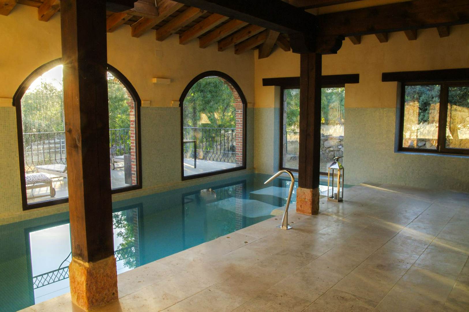 Alquila por horas Casa grande de campo
