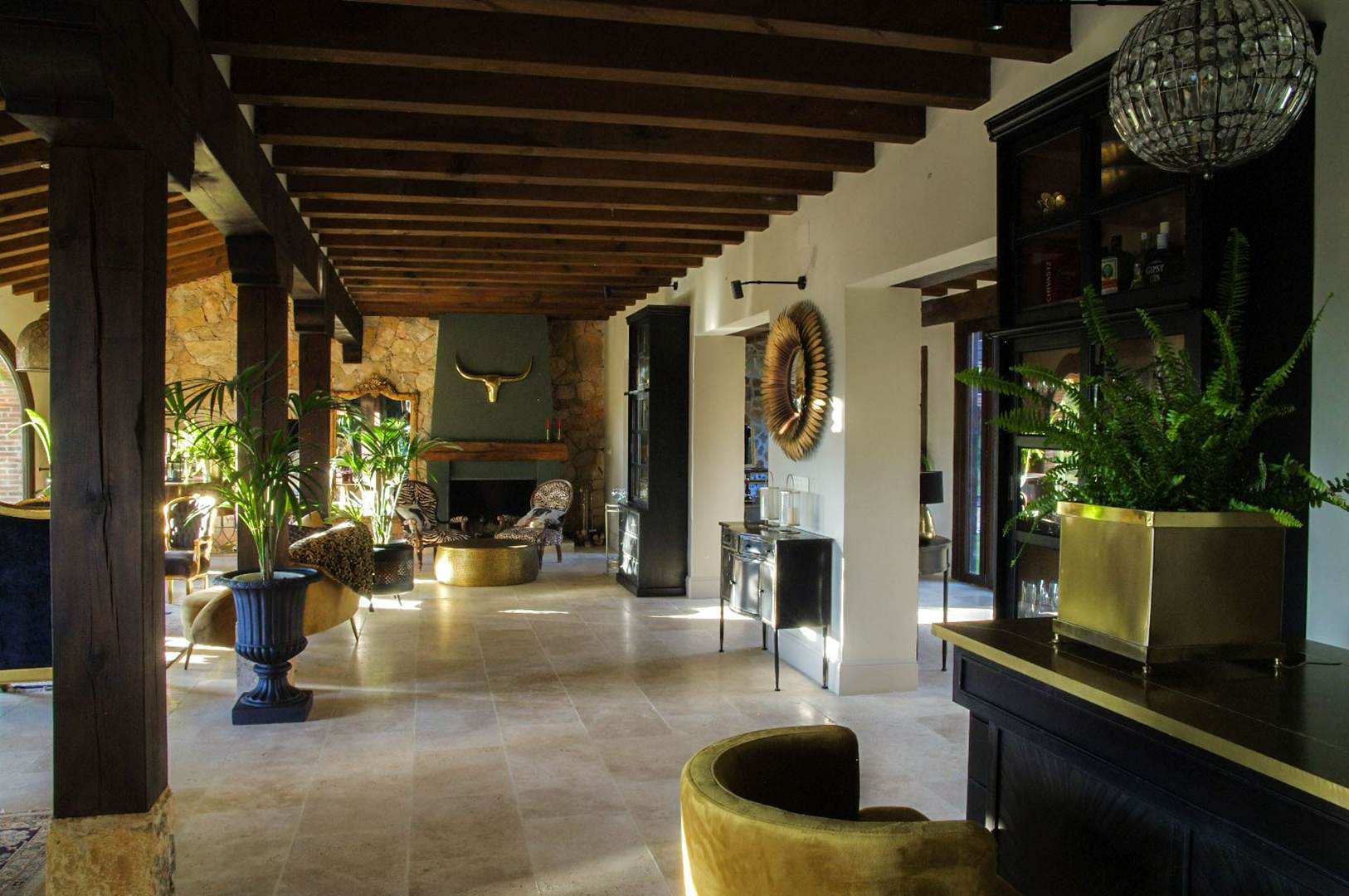 Alquila por horas Casa grande de campo