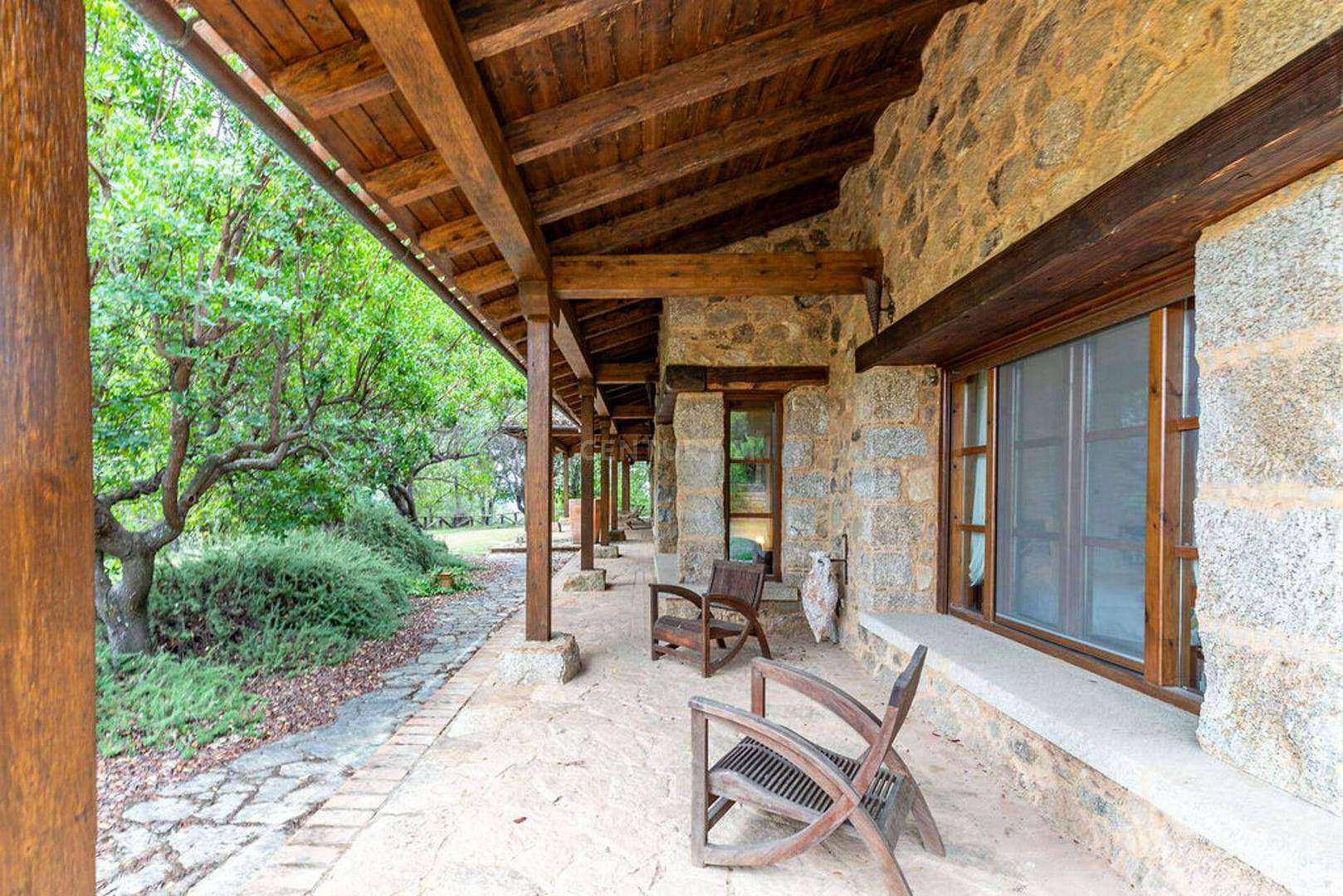 Alquila por horas FINCA RUSTICA CON PRECIOSA VIVIENDA
