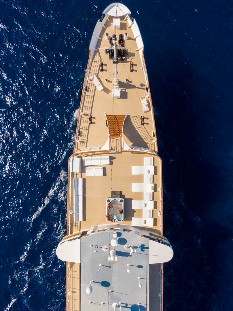 Alquila por horas Barco de lujo por el Mediterráneo`