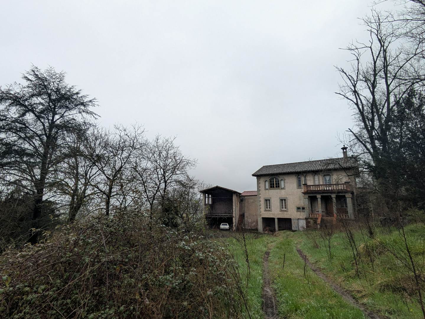 Alquila por horas casa masia rústica aislada en entorno rural