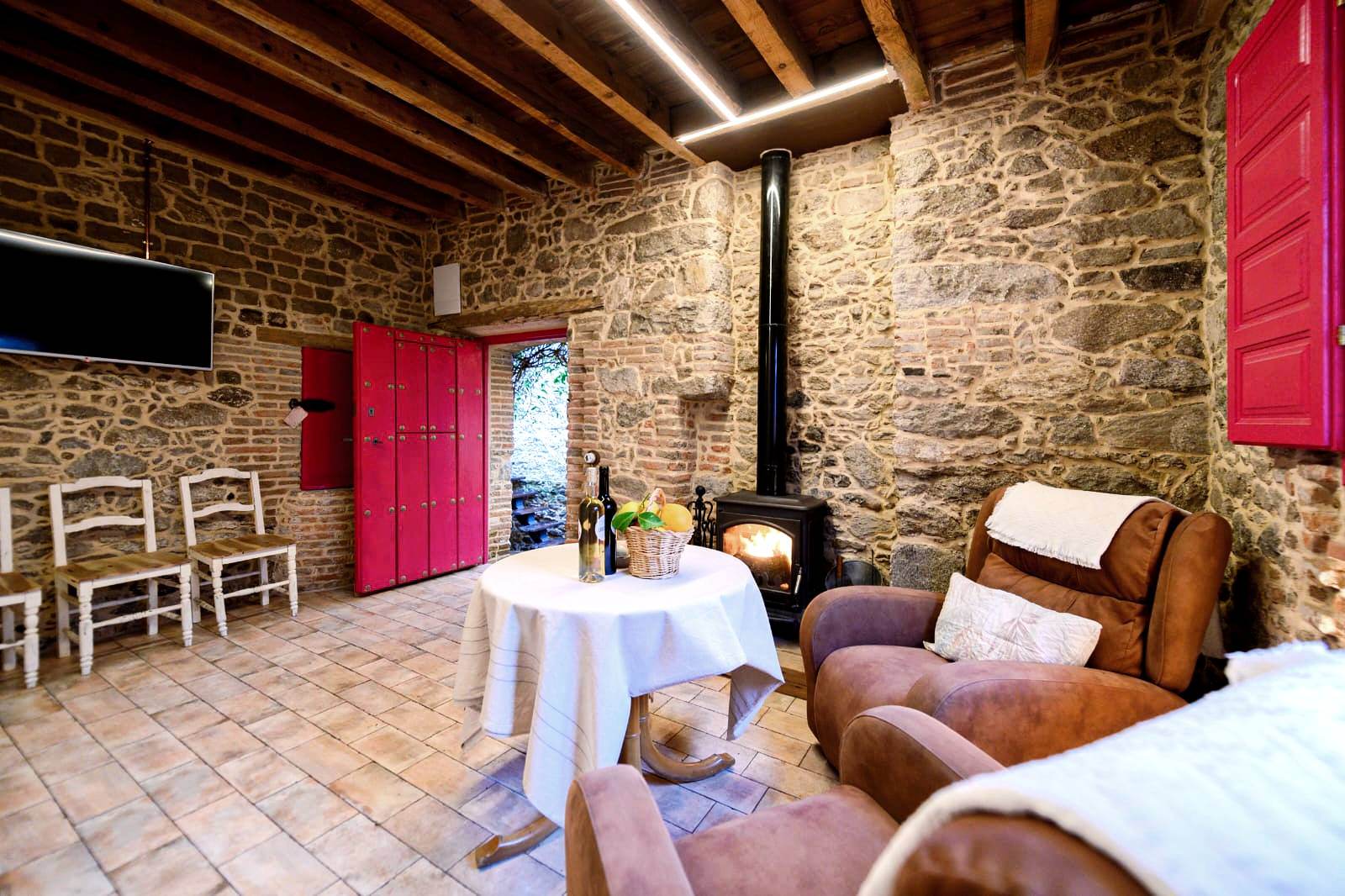 Alquila por horas Casita de pueblo, estilo rústico con toques boho y  muy original