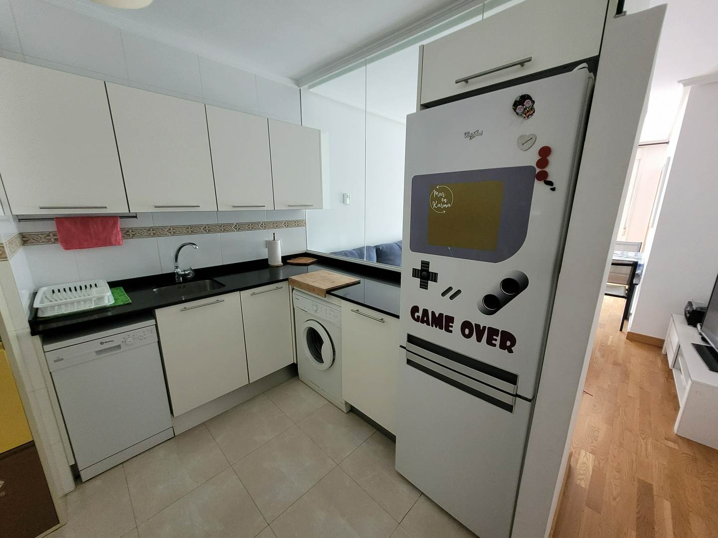 Alquila por horas Vivienda unifamiliar cocina con cristal