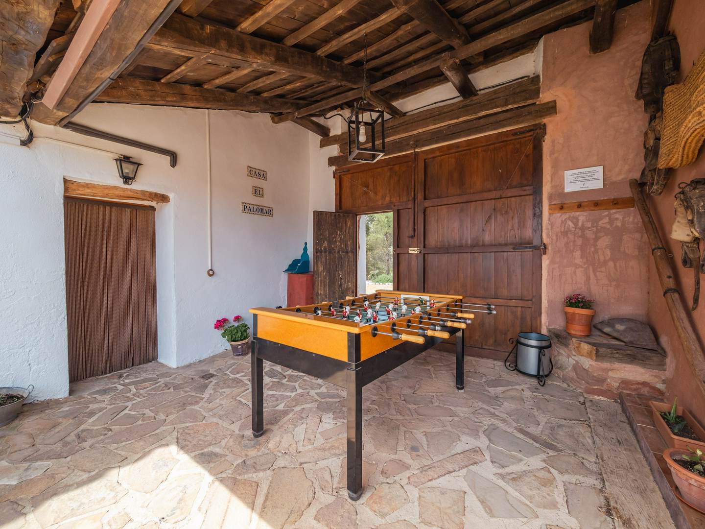 Alquila por horas Finca con olivos, piscina y Spa en la Sierra de Albacete
