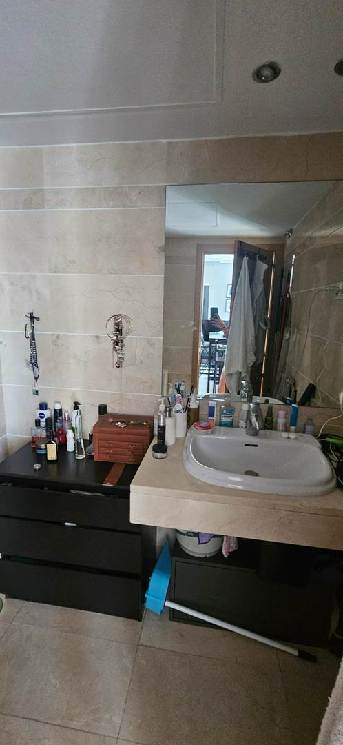 Alquila por horas Piso loft acogedor con salon grande y con una bonita terraza