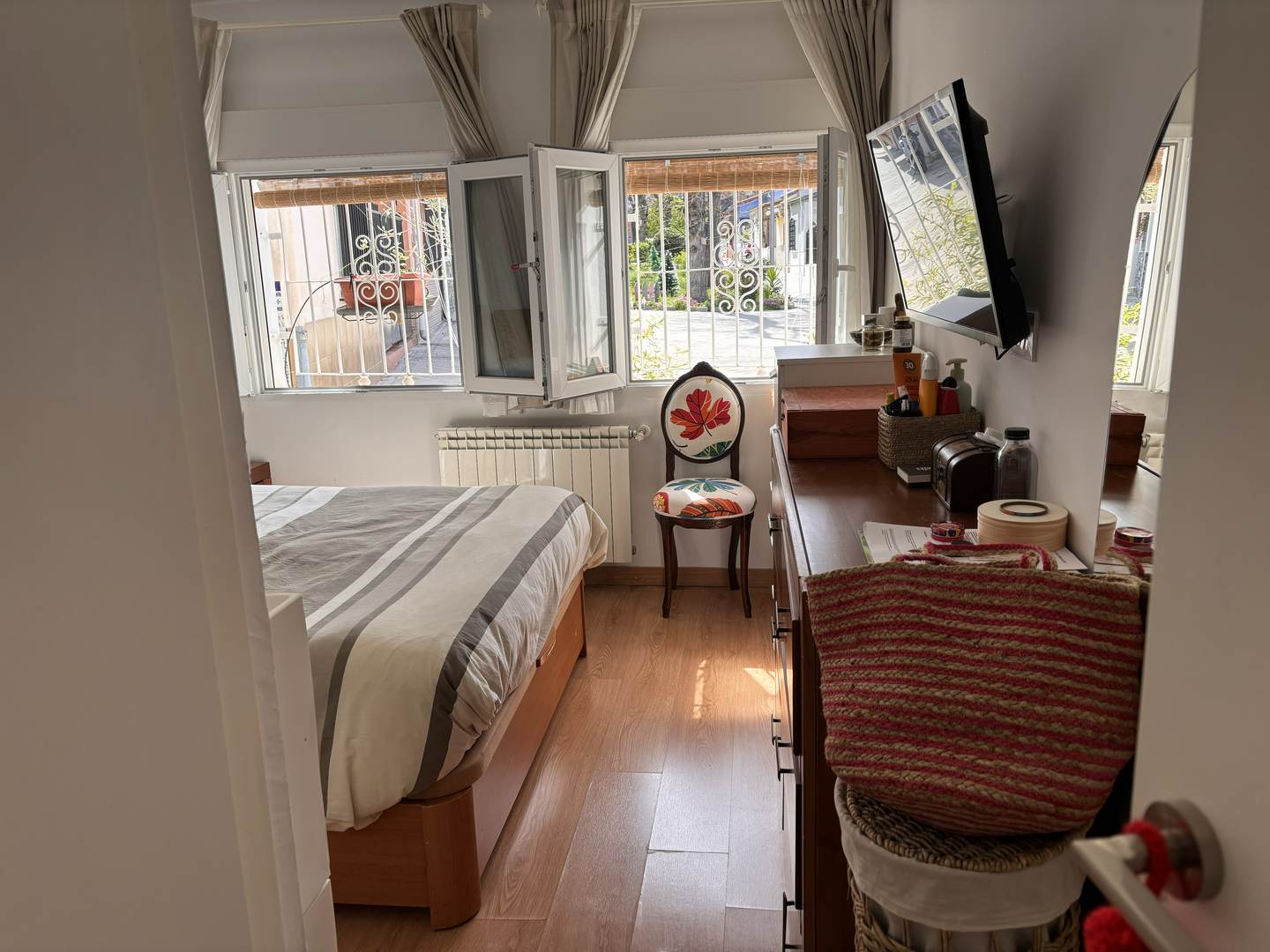 Alquila por horas Vivienda unifamiliar en colonia 