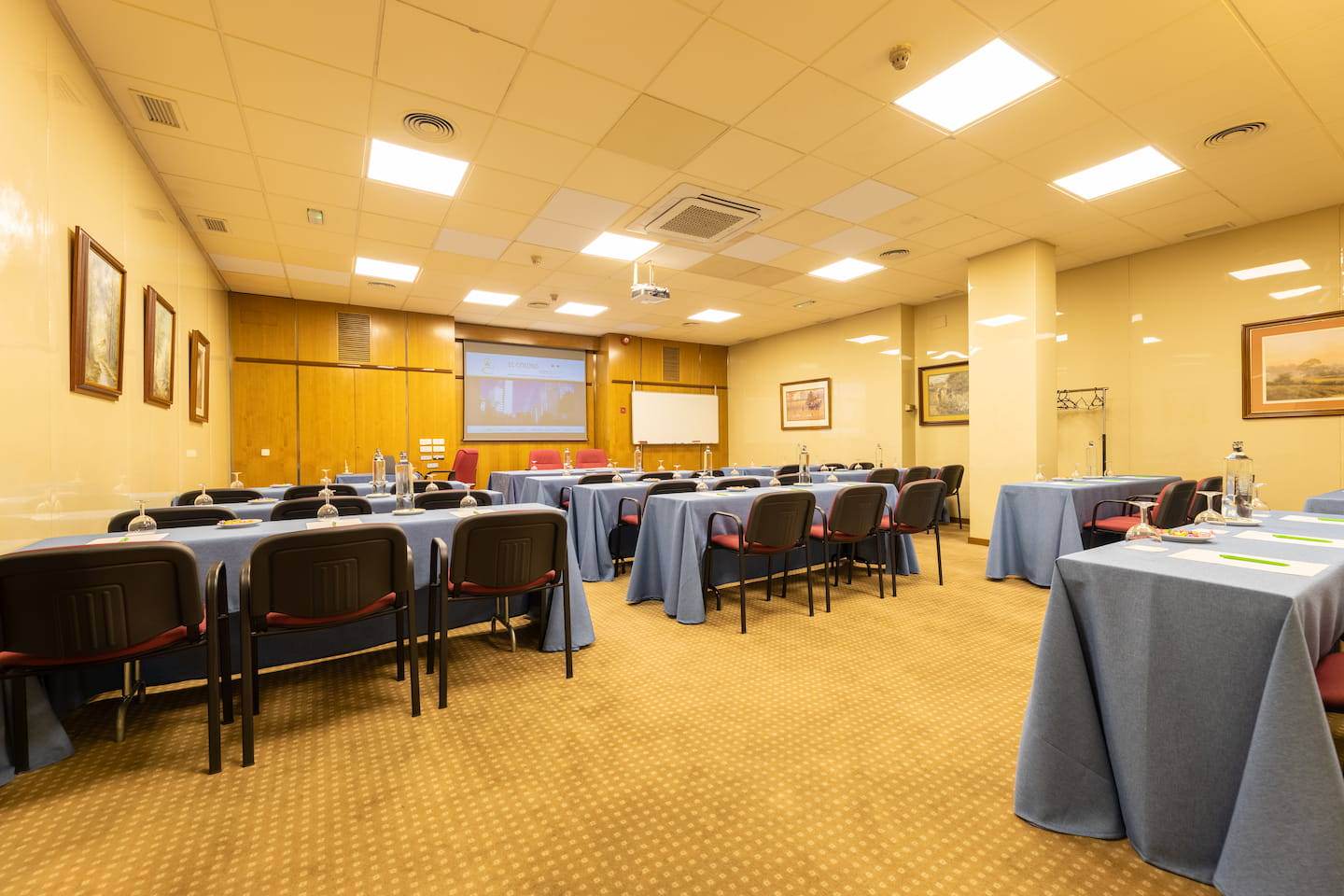 Alquila por horas SALAS PARA CUALQUIER TIPO DE EVENTO