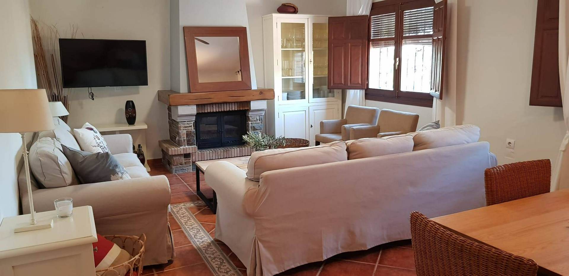 Alquila por horas Finca con cortijo 