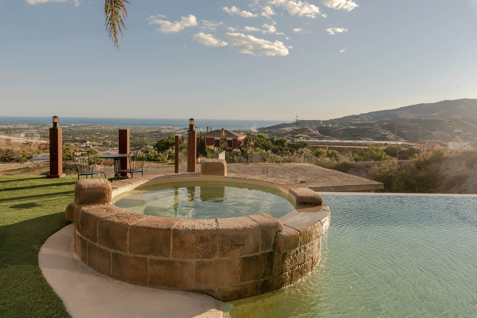 Alquila por horas Paraíso con Vista al Mar: Piscina, Jacuzzi y Lujo