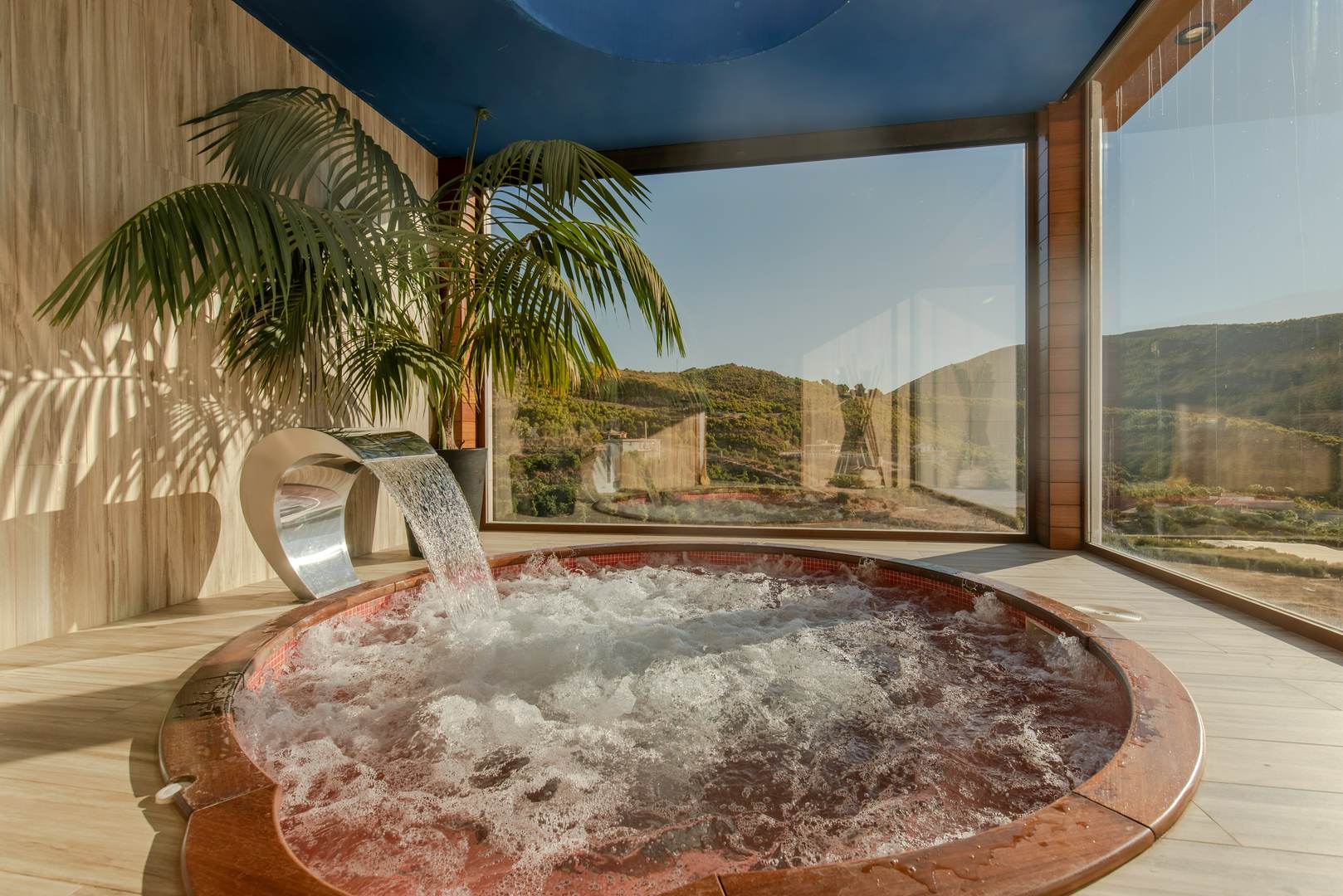 Alquila por horas Paraíso con Vista al Mar: Piscina, Jacuzzi y Lujo