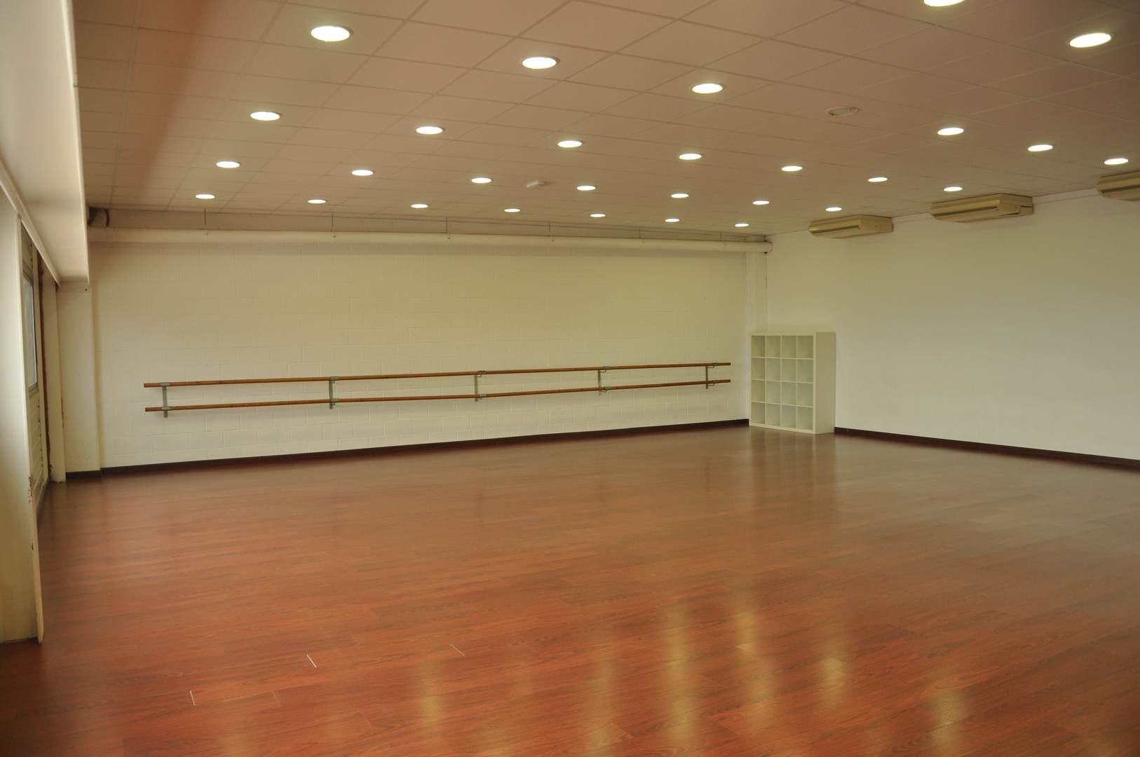 Alquila por horas Escola de Dansa