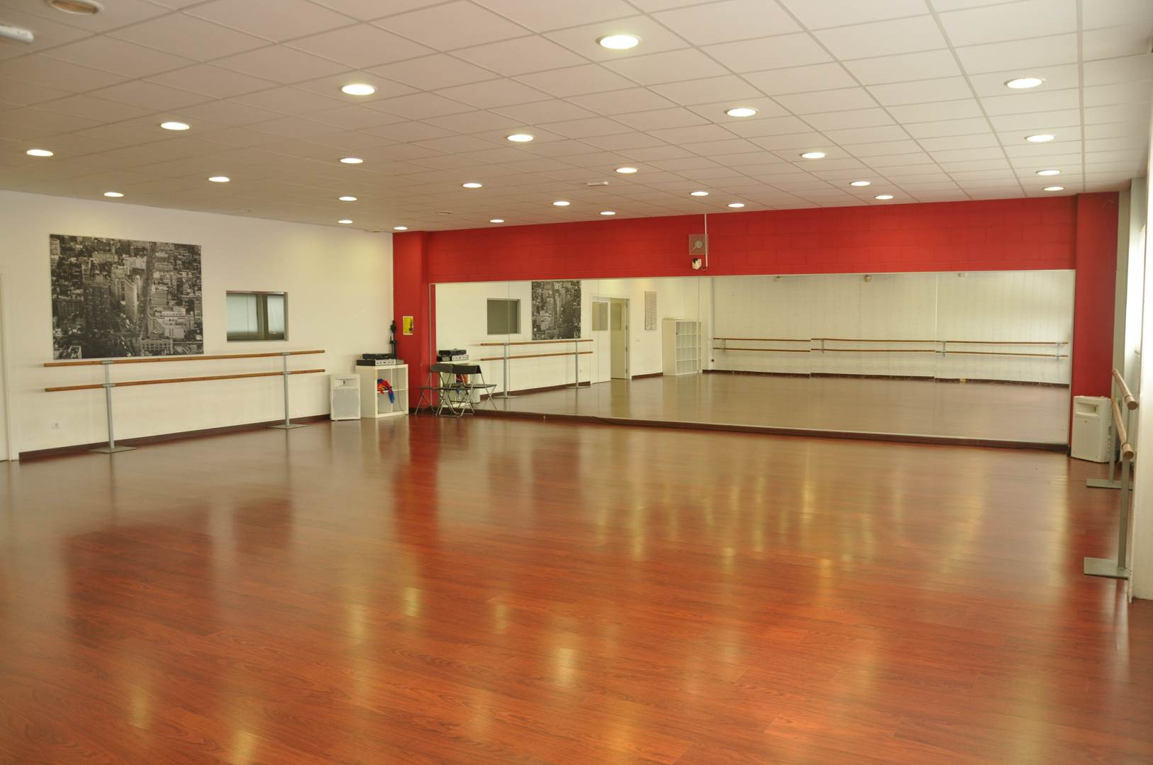 Alquila por horas Escola de Dansa