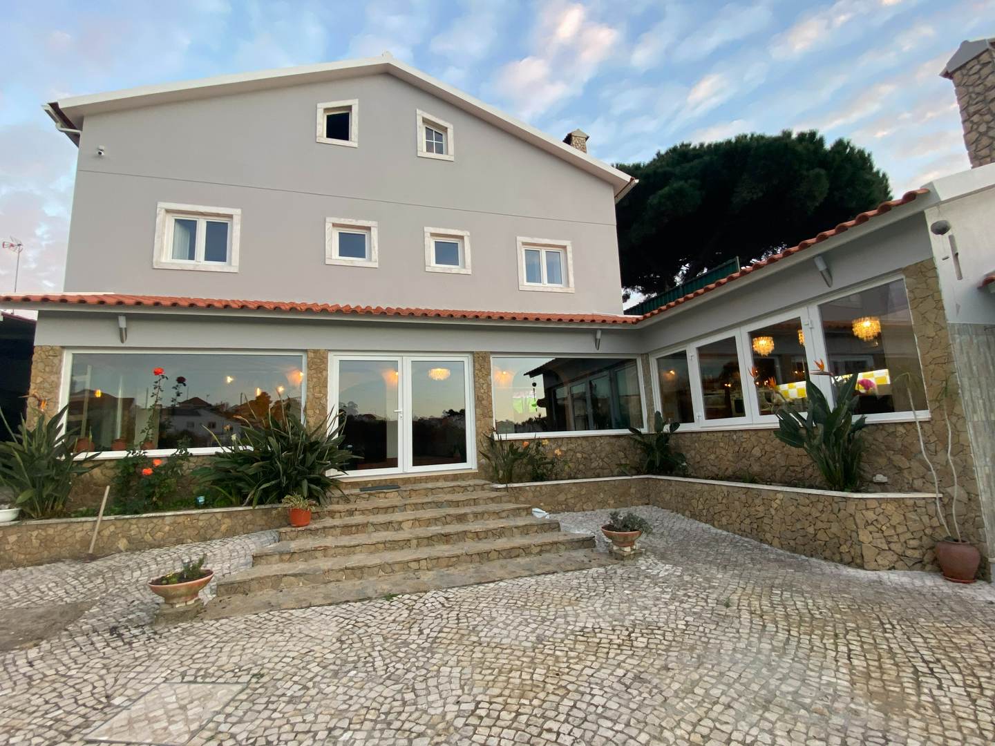 Alquila por horas Casa 300m2 con Piscina en Ericeira/Lisboa 