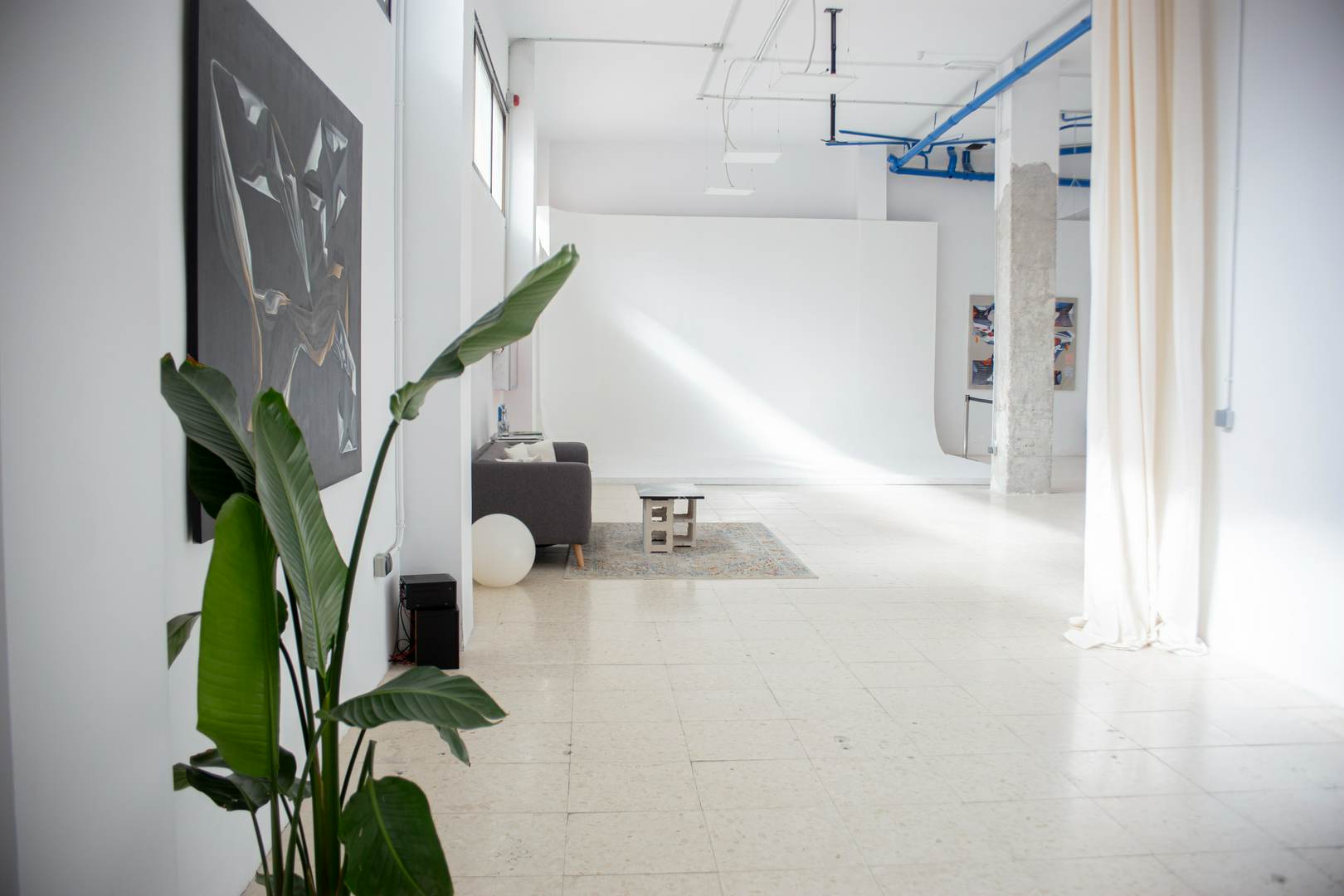 Alquila por horas Espacio multifuncional, estudios audiovisuales y workshops