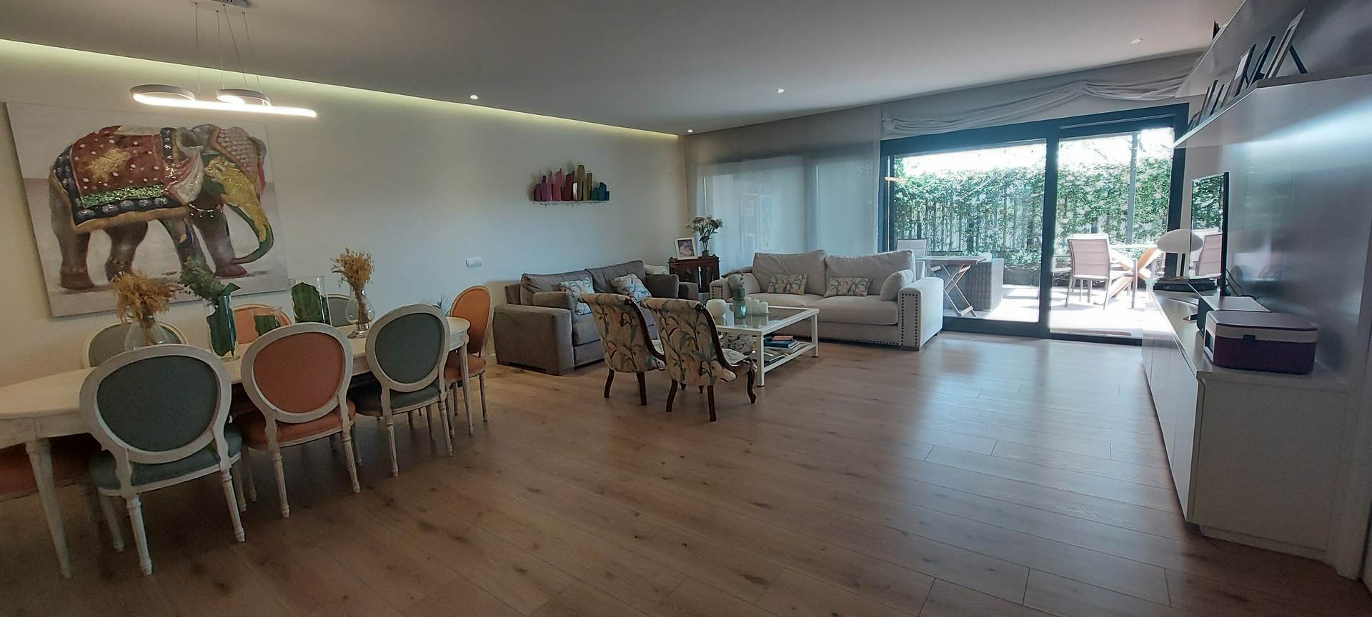 Alquila por horas Piso amplio con enorme jardín en planta baja