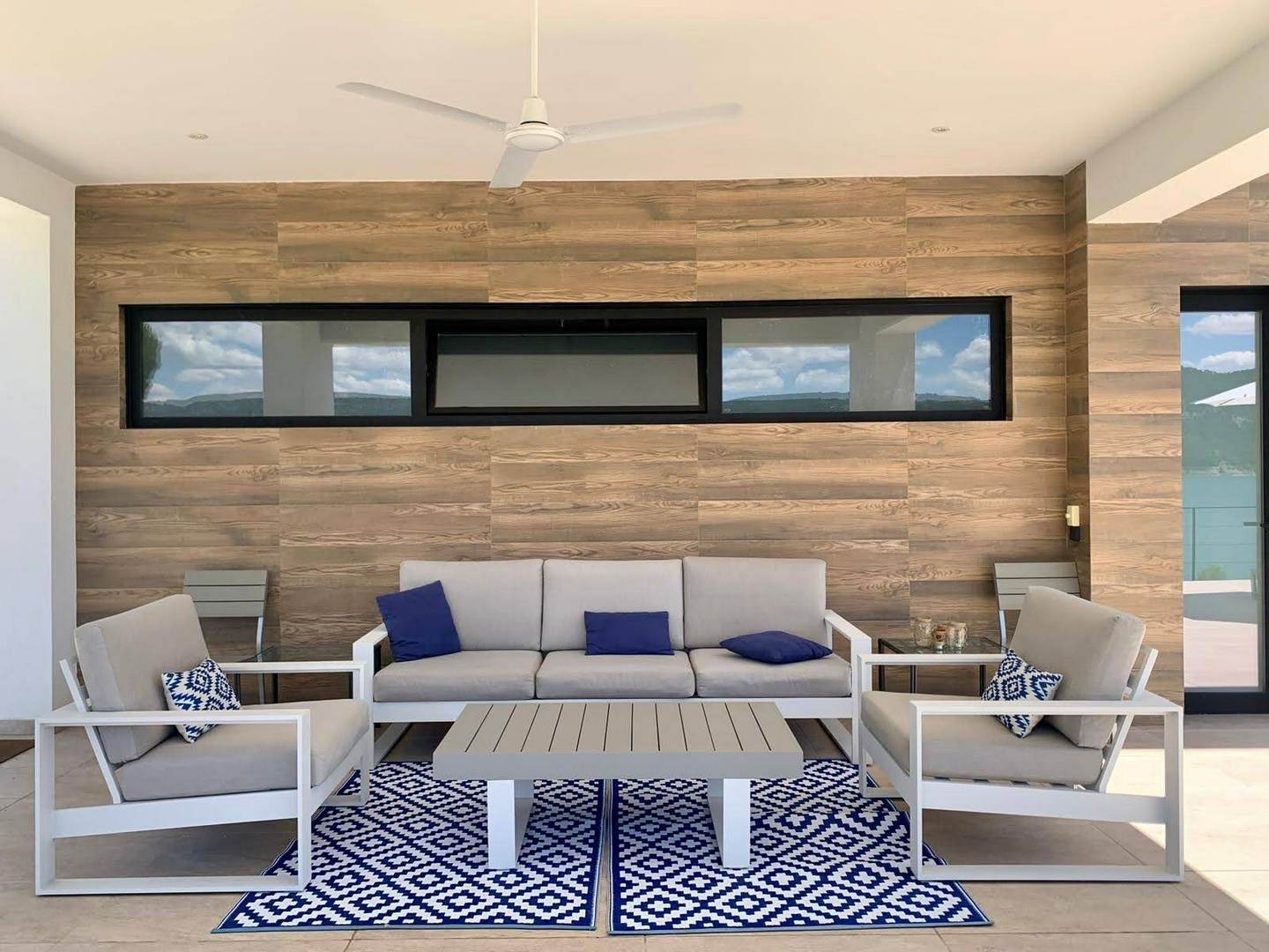 Alquila por horas Casa Contemporánea con vistas Lago Entrepeñas a 1h de Madrid