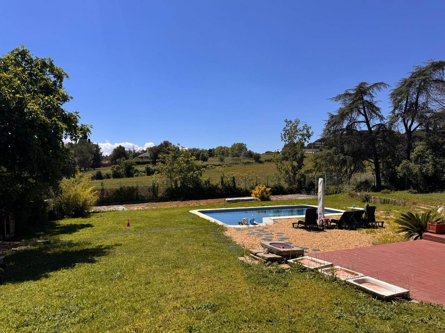 Alquila por horas Precioso Jardín con Piscina