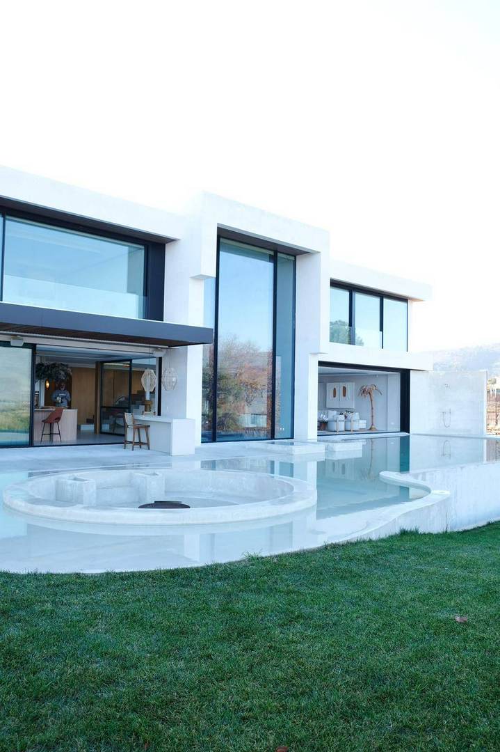 Alquila por horas Villa moderna de estilo mediterráneo en la sierra de gredos
