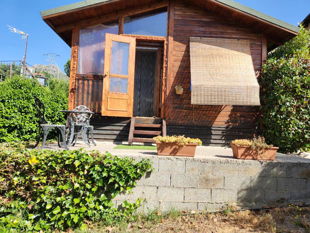 Alquila por horas Casita de madera en la sierra de Madrid 