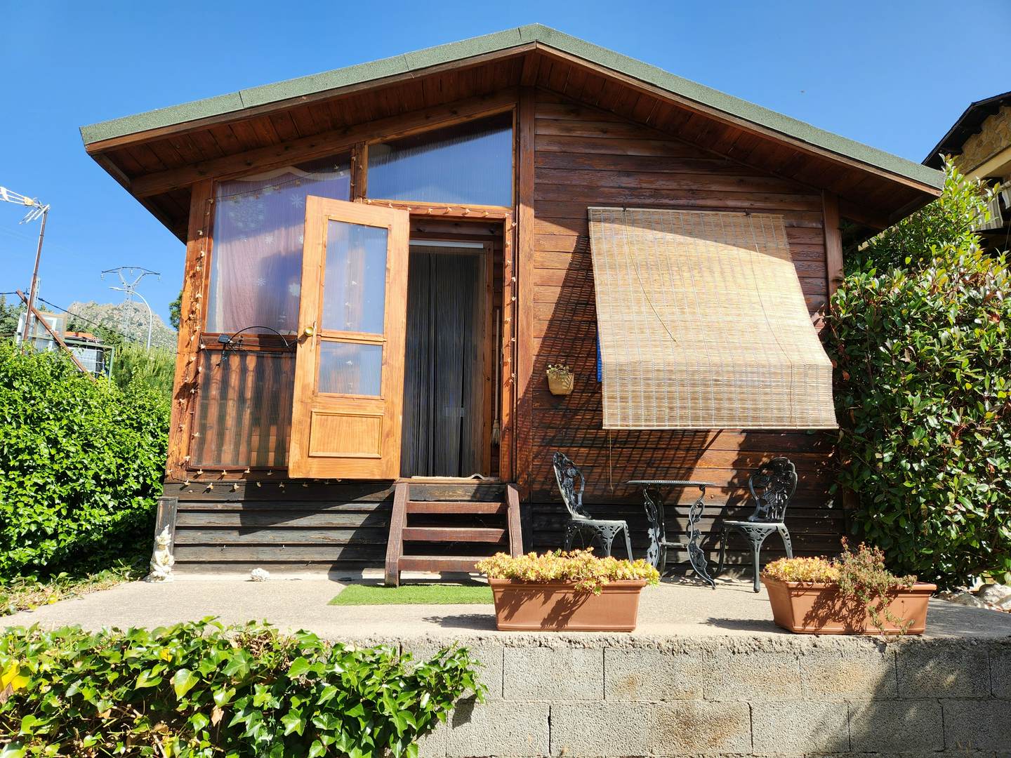 Alquila por horas Casita de madera en la sierra de Madrid 