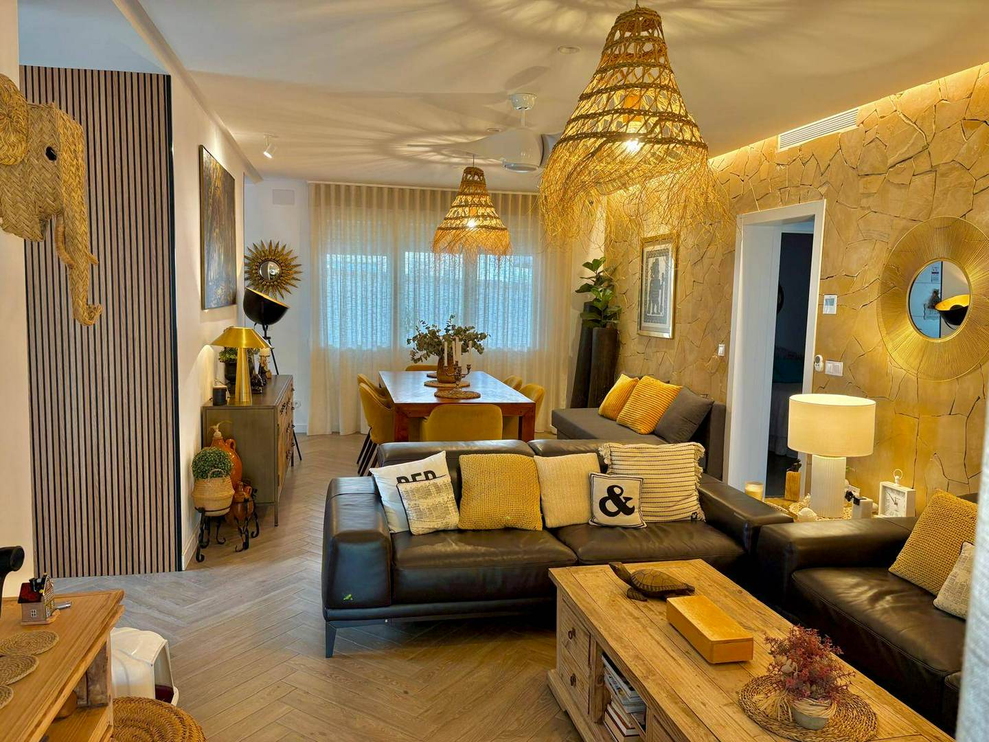 Alquila por horas Vivienda unifamiliar estilo mediterráneo 