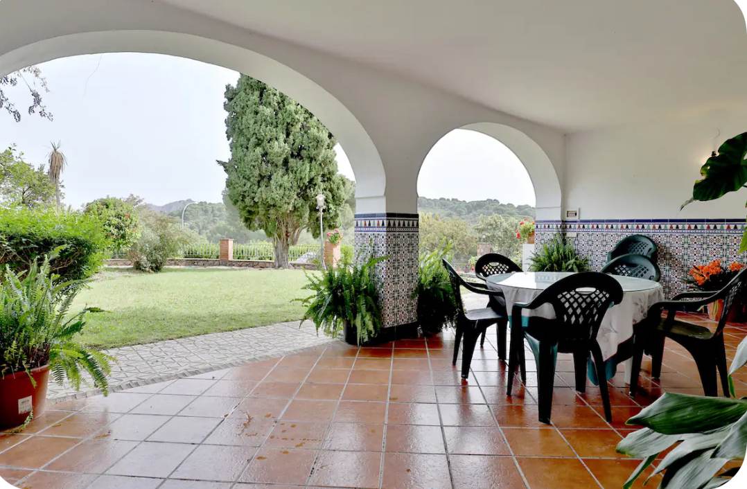Alquila por horas Chalet de 1000m en Cordoba