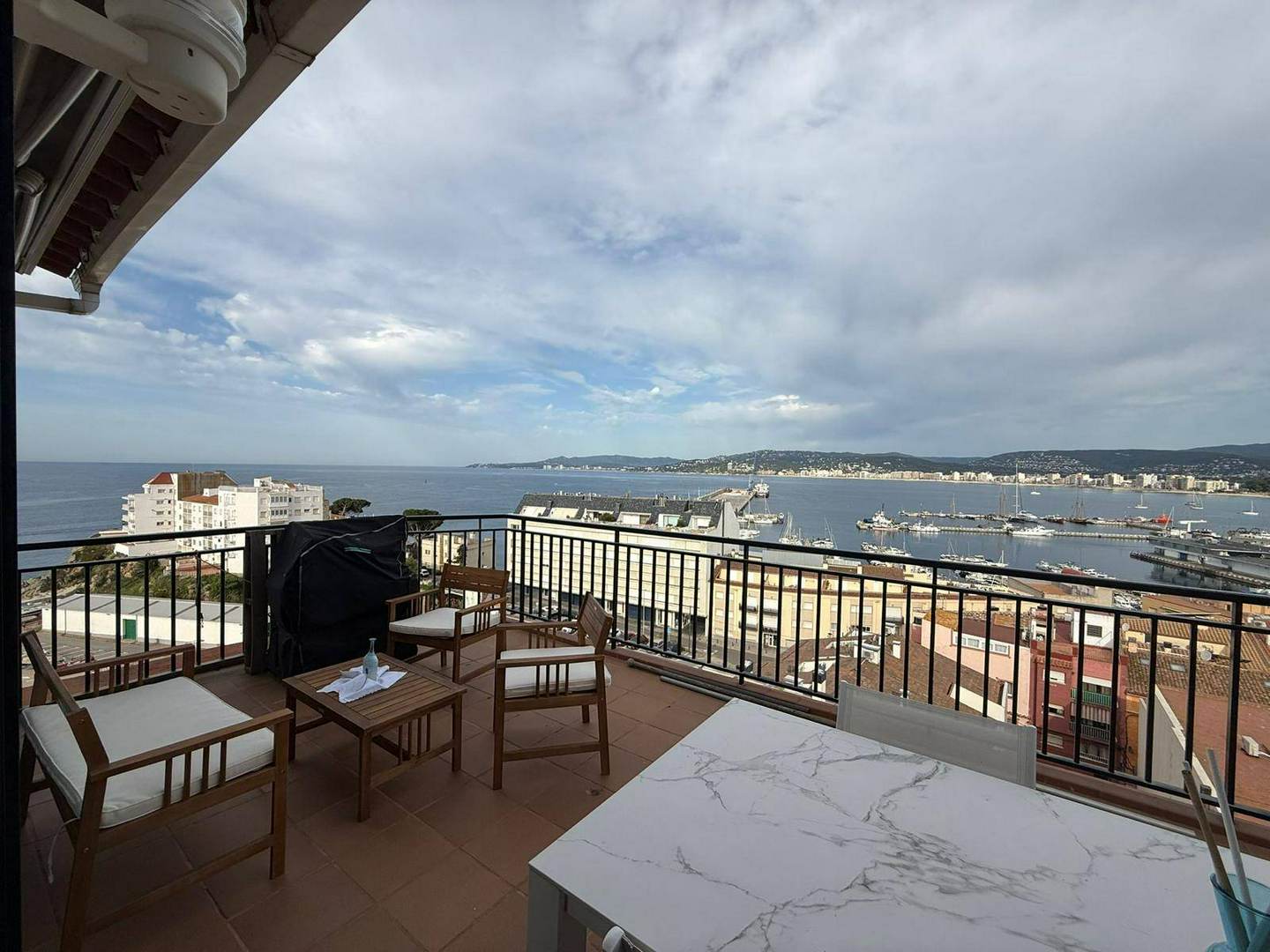 Alquila por horas De Sant Feliu a Palamós