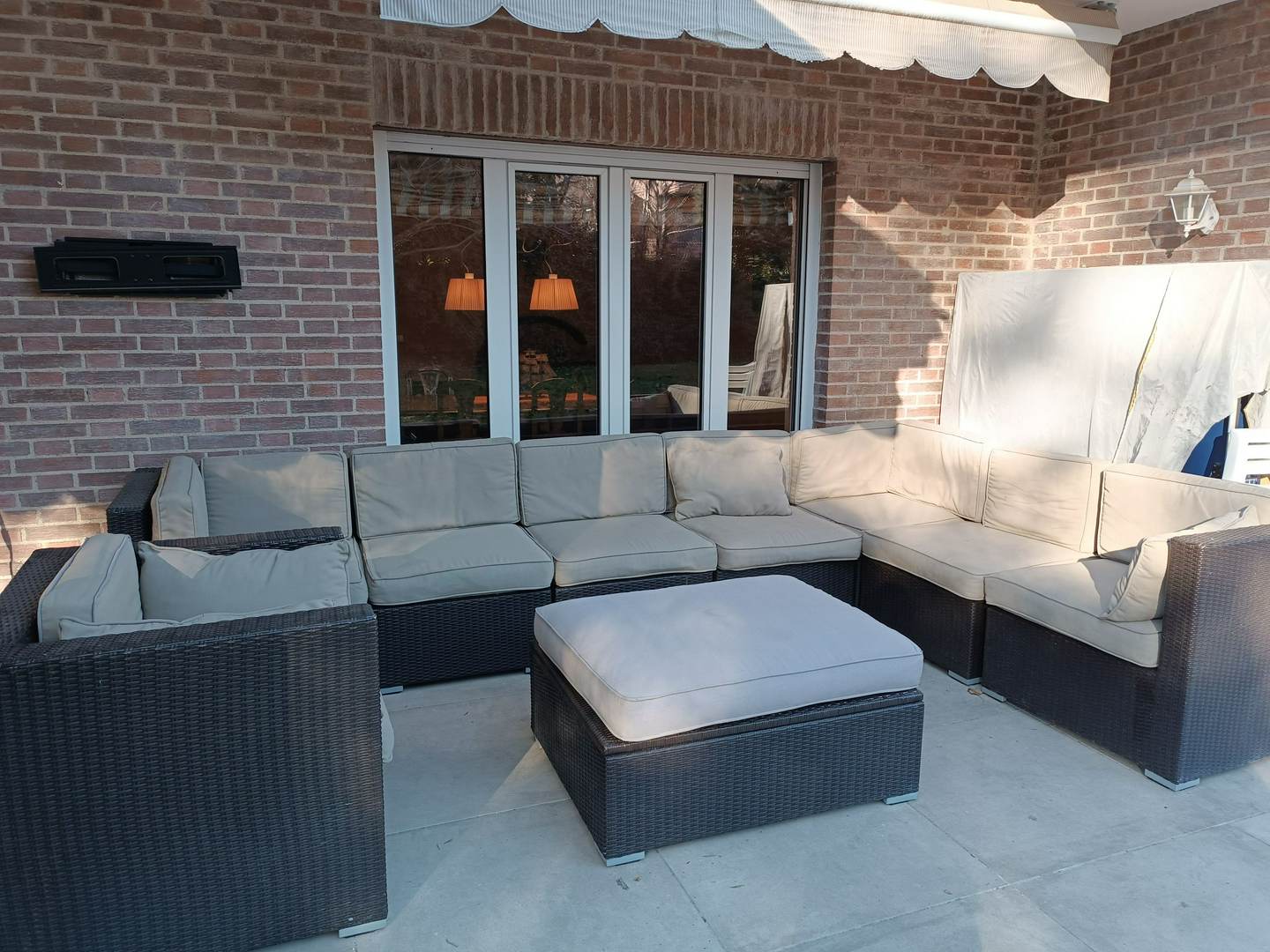 Alquila por horas Jardín con piscina exterior, piscina interior y sauna