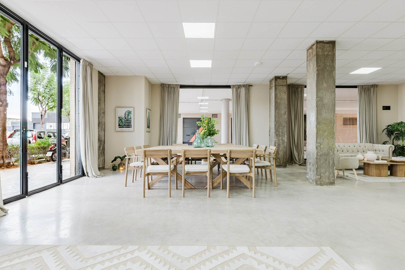 Alquila por horas Espacio amplio y versátil para fotógrafos, artistas y creadores