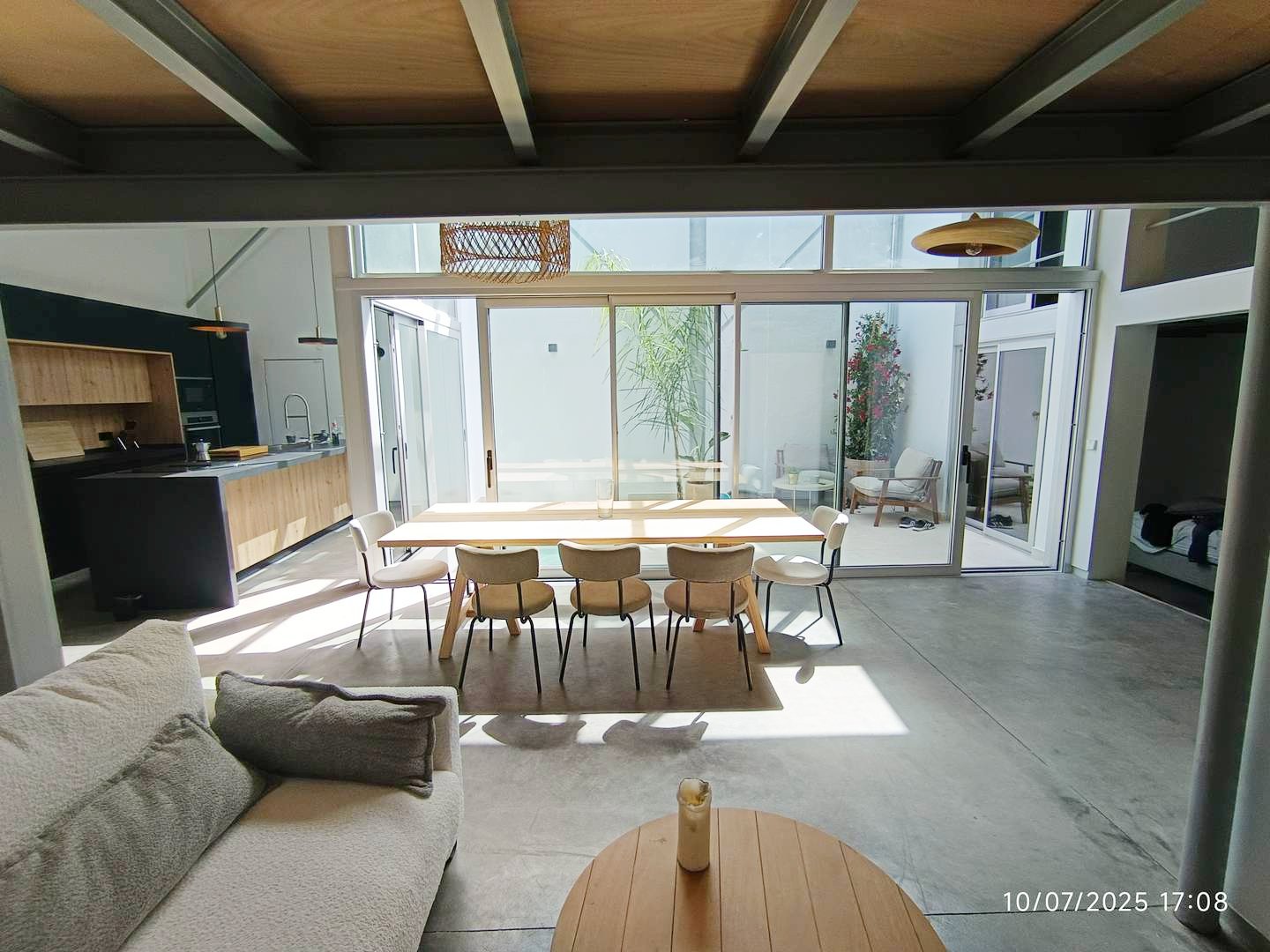 Alquila por horas Vivienda tipo loft, taller reconvertido