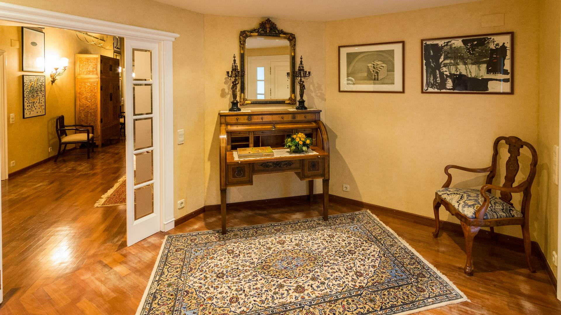 Alquila por horas Casa de lujo con piscina interior y jardín