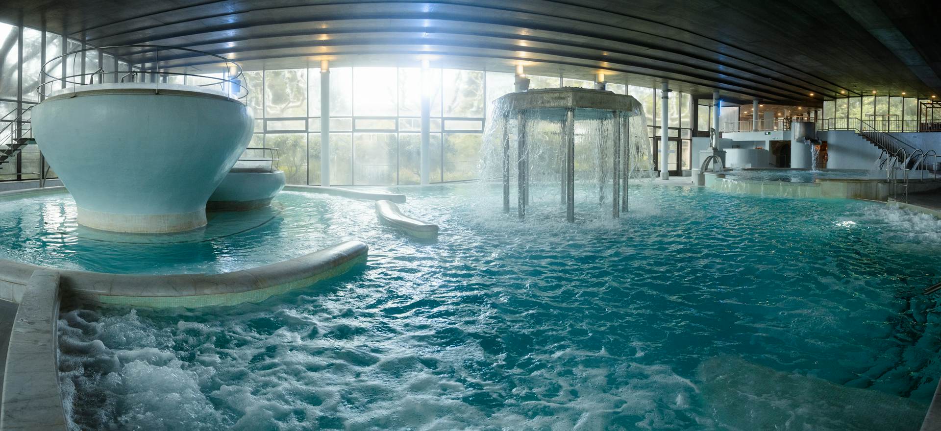 Alquila por horas Piscinas termales naturales .....  ¡ Aquatonic, algo más que un Spa !