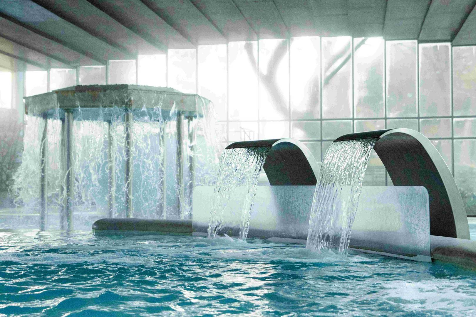Alquila por horas Piscinas termales naturales .....  ¡ Aquatonic, algo más que un Spa !