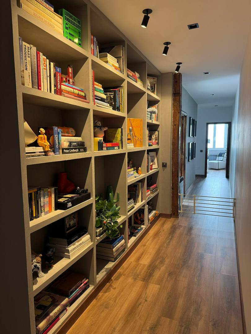 Alquila por horas Vivienda de arquitecto y diseñador, en el centro de Madrid.