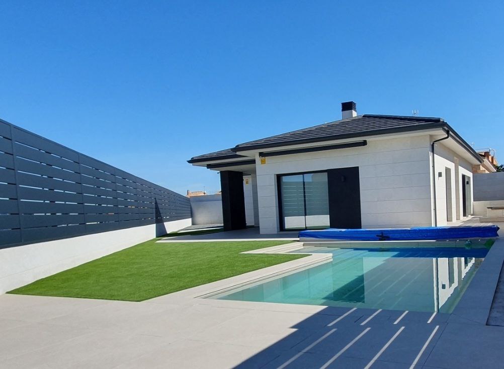 Alquila por horas Chalet moderno con piscina en el sur de Madrid