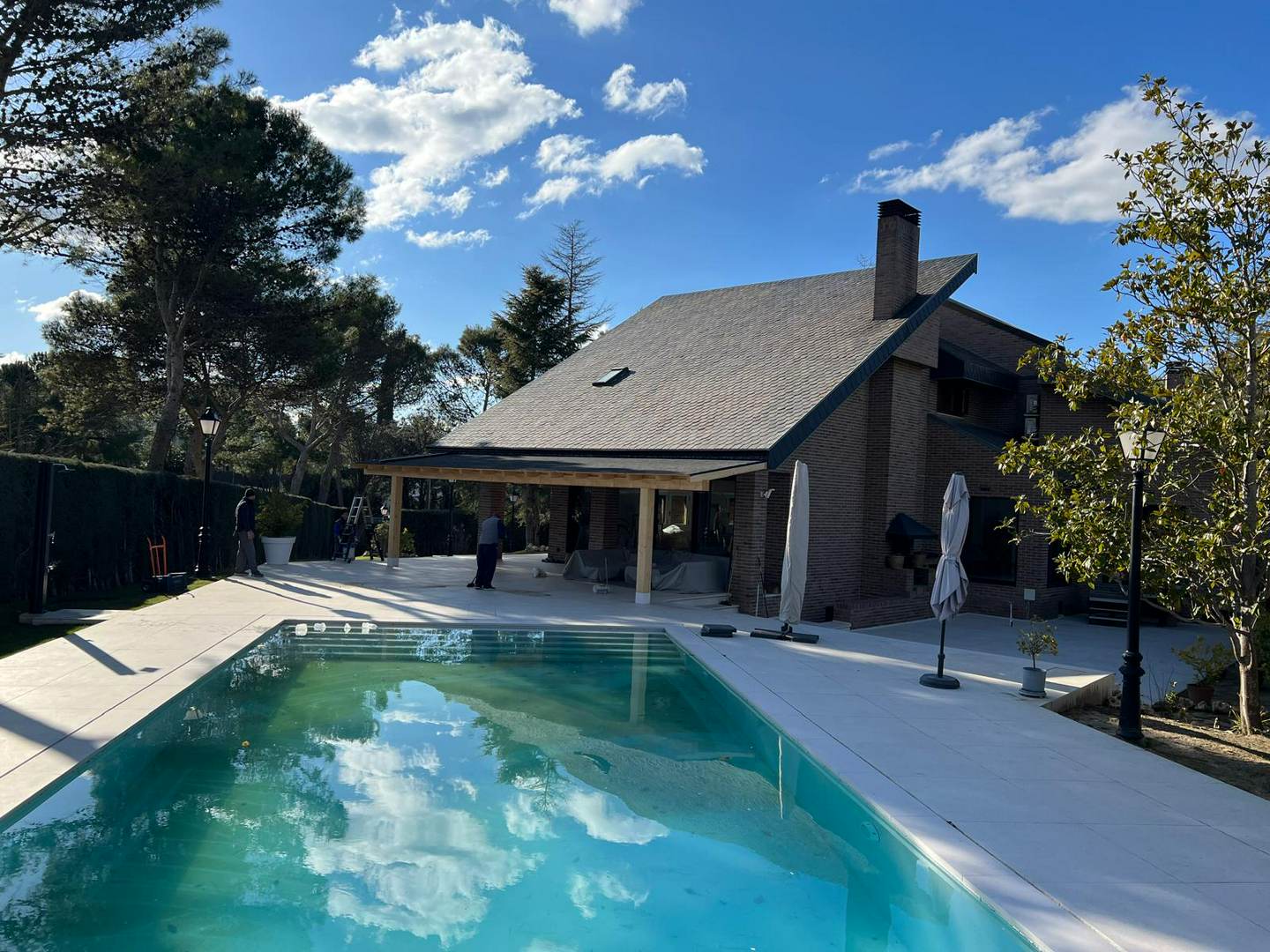 Alquila por horas CHALET 1100 m2 CONST + 3500 m2 parcela en Boadilla