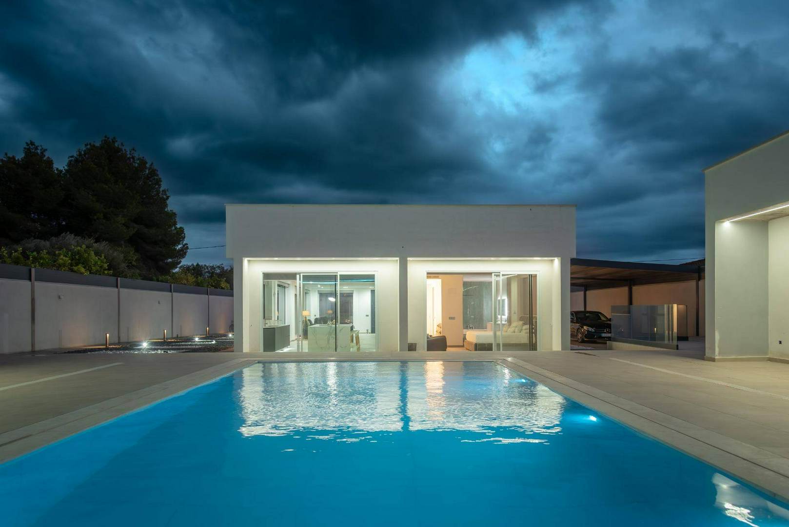 Alquila por horas Chalets independiente estilo minimalista contemporáneo 