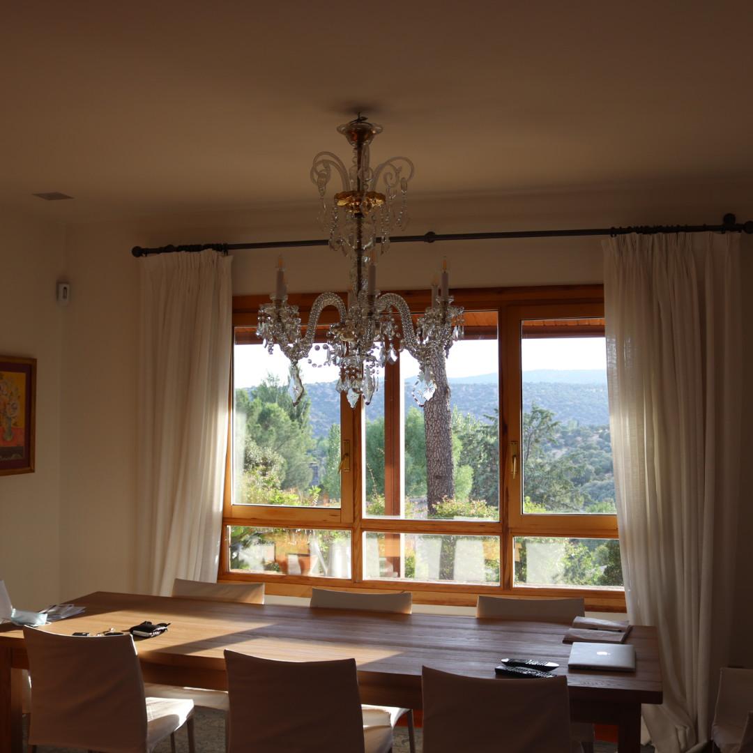 Alquila por horas CHALET DE PIEDRA Y PISCINA CON VISTAS PARQUE GUADARRAMA