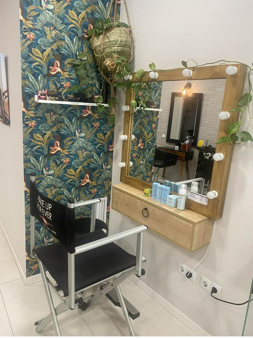 Alquila por horas Peluqueria moderna 