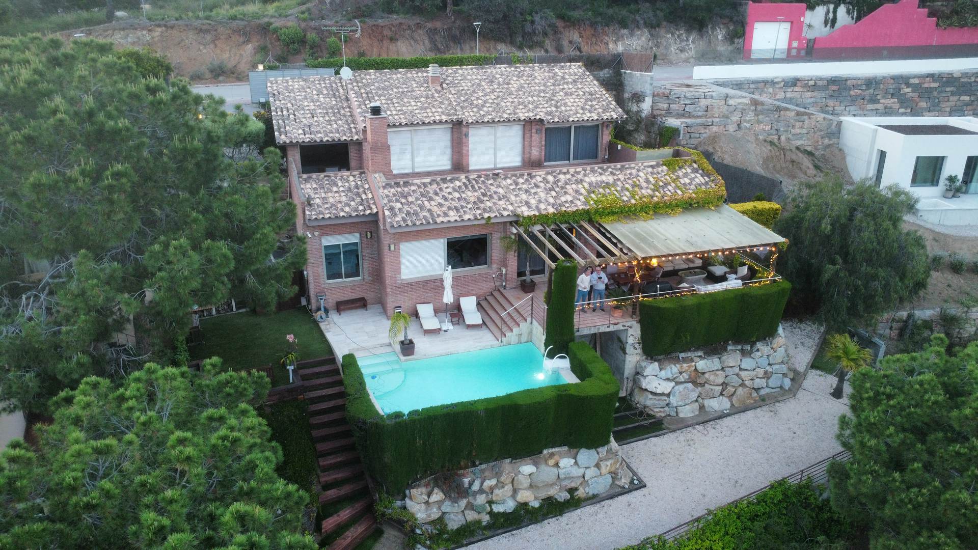Alquila por horas Chalet unifamiliar 