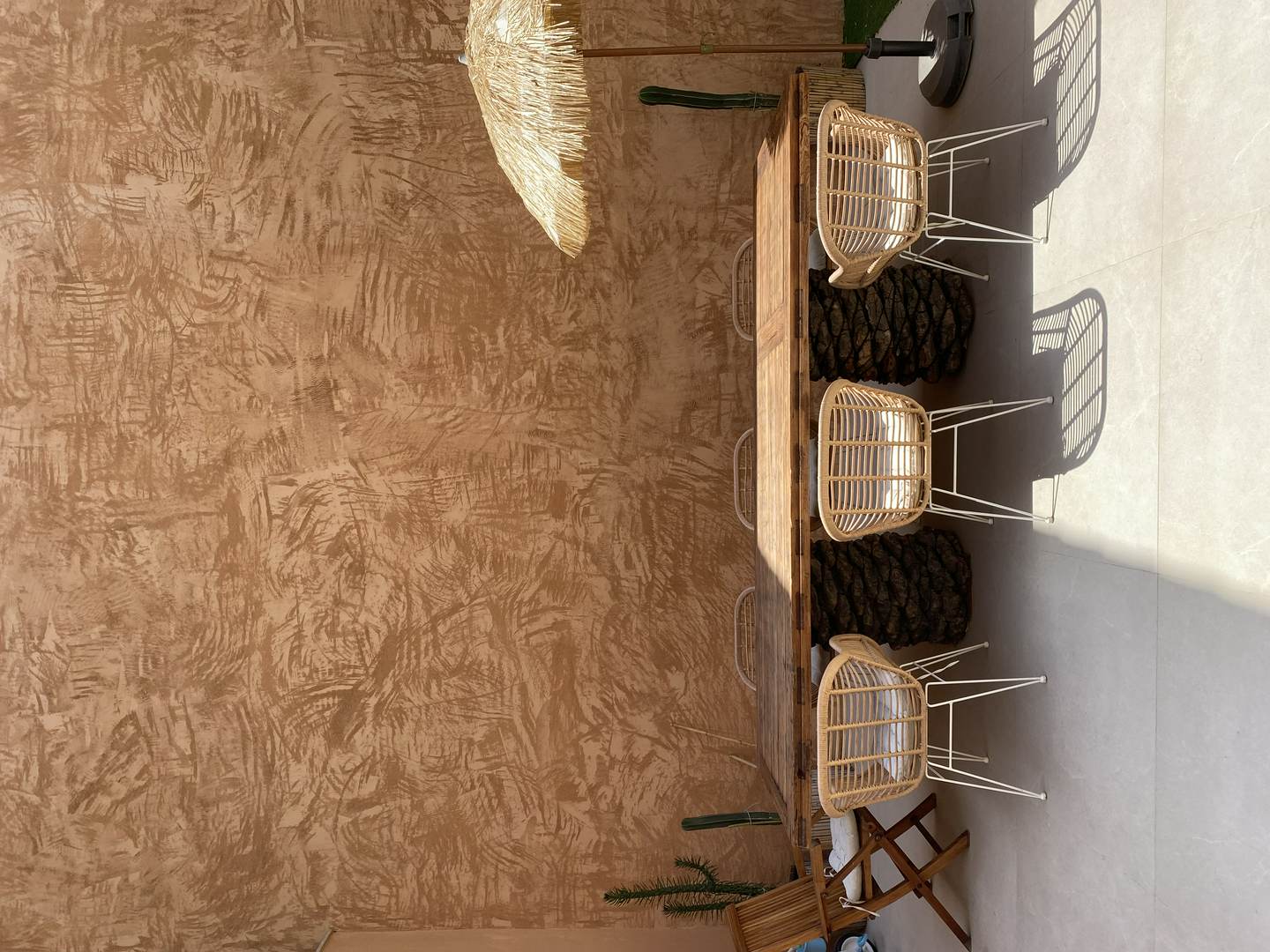 Alquila por horas Casa con jardín y piscina