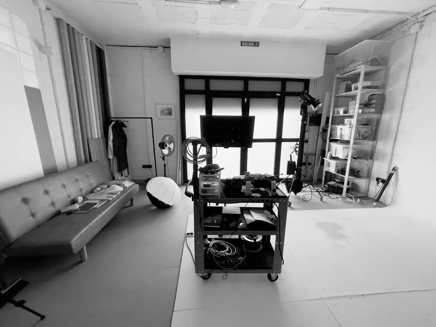 Alquila por horas Estudio para foto y vídeo en Calafell